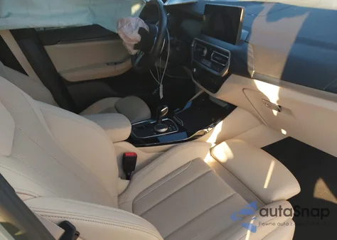 2022 BMW X3 xDrive30I z USA, uszkodzony, nr VIN 5UX53DP03N9M67828